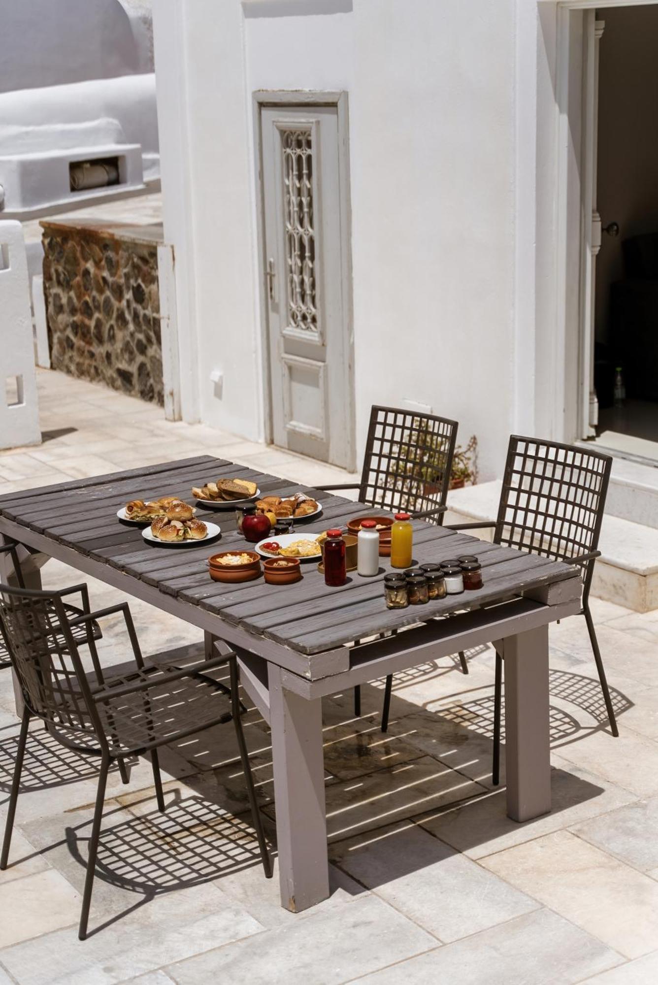 On An Island Suites & Apartments - Fira Buitenkant foto